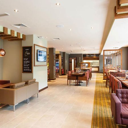 Premier Inn London Hackney Экстерьер фото