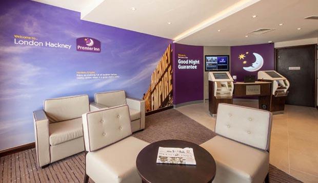 Premier Inn London Hackney Экстерьер фото